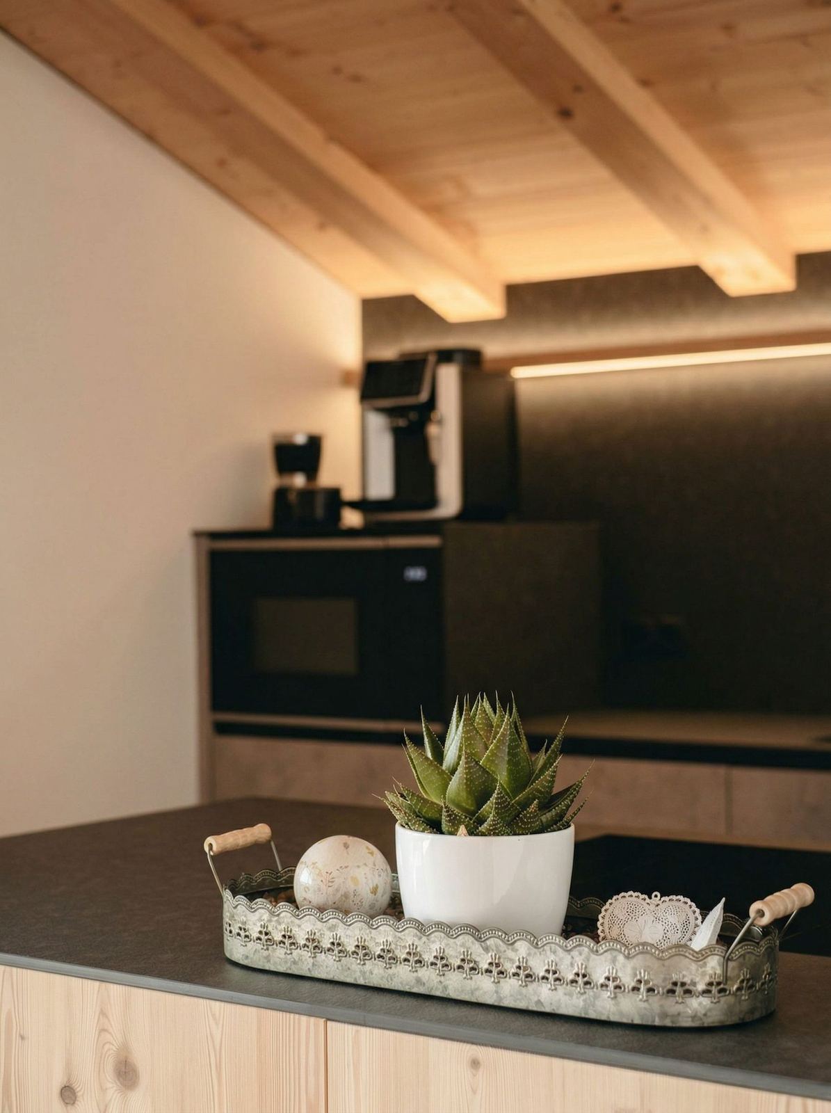 Lodge Wacholder, 100 m² Ferienwohnung mit privater Sauna in Mölten bei Meran, Südtirol – Eindruck 4