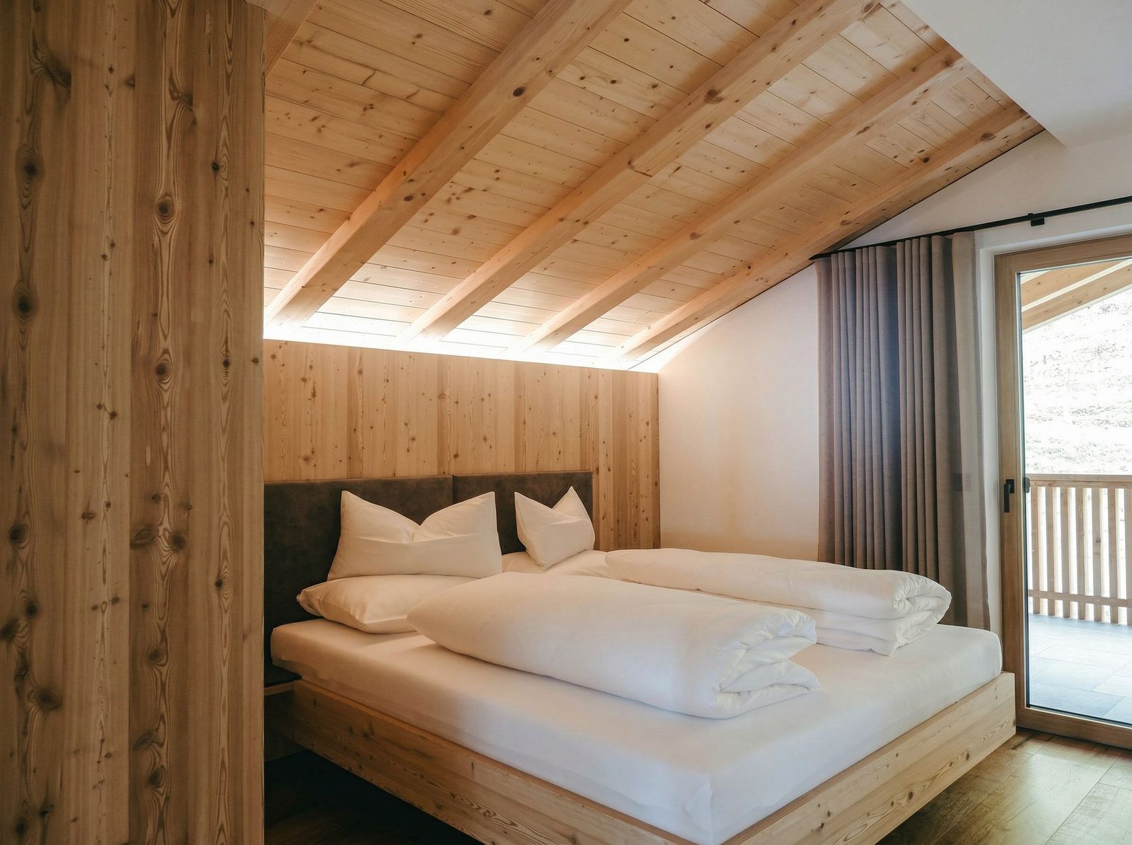 Lodge Wacholder, 100 m² Ferienwohnung mit privater Sauna in Mölten bei Meran, Südtirol – Eindruck 2